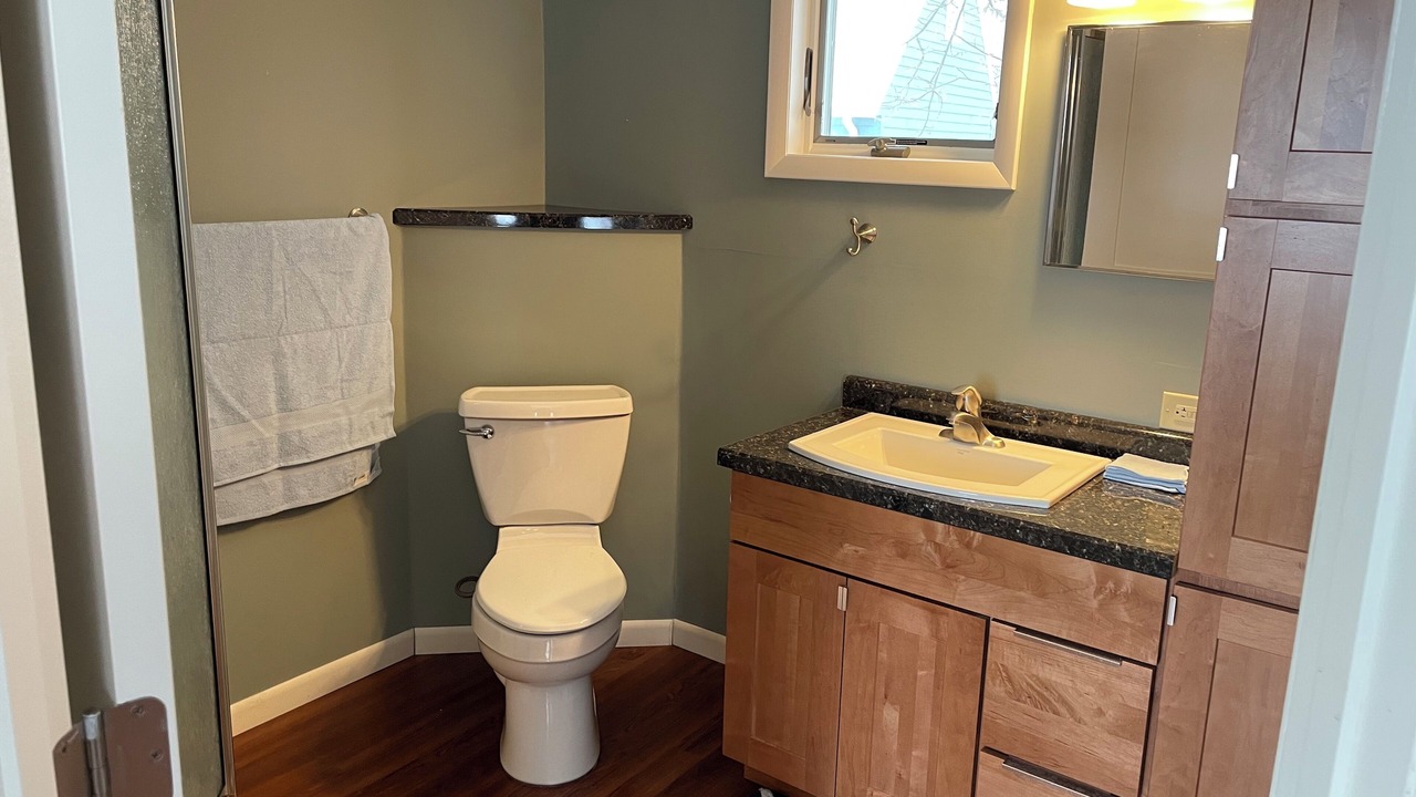 Photo of Bathroom in Benton County
