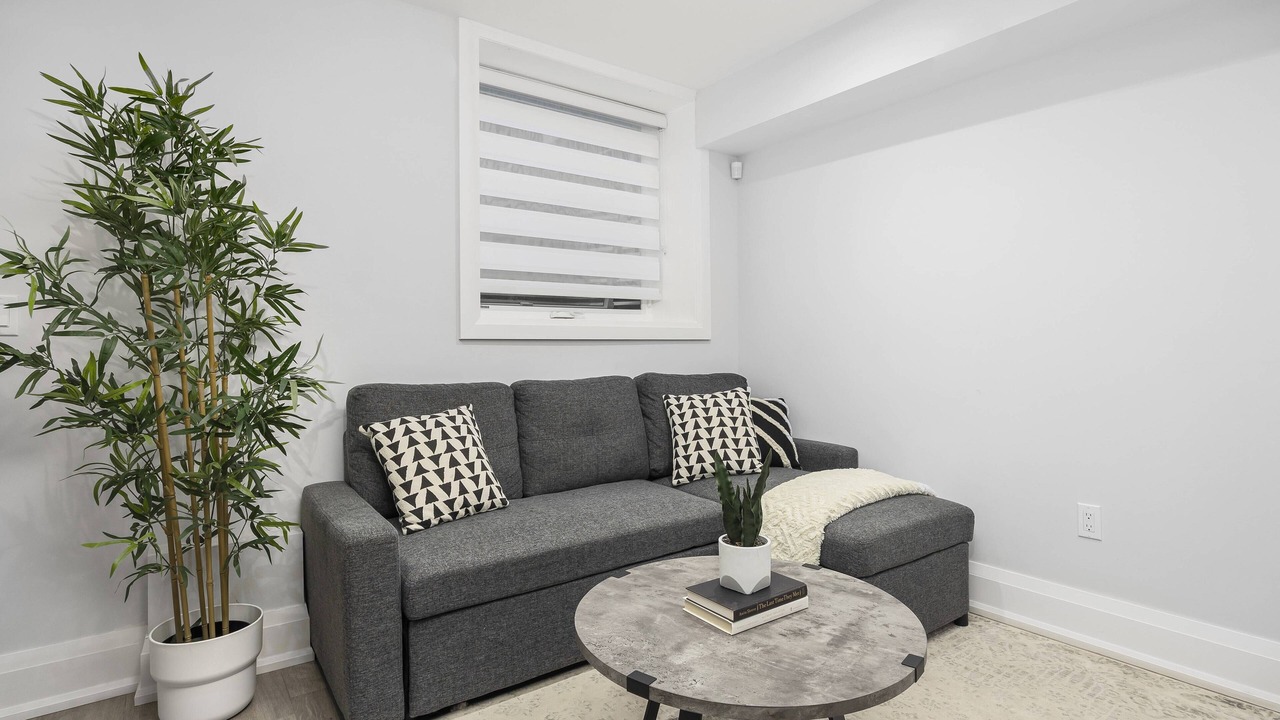 Photo of Livingroom in Dorset Park