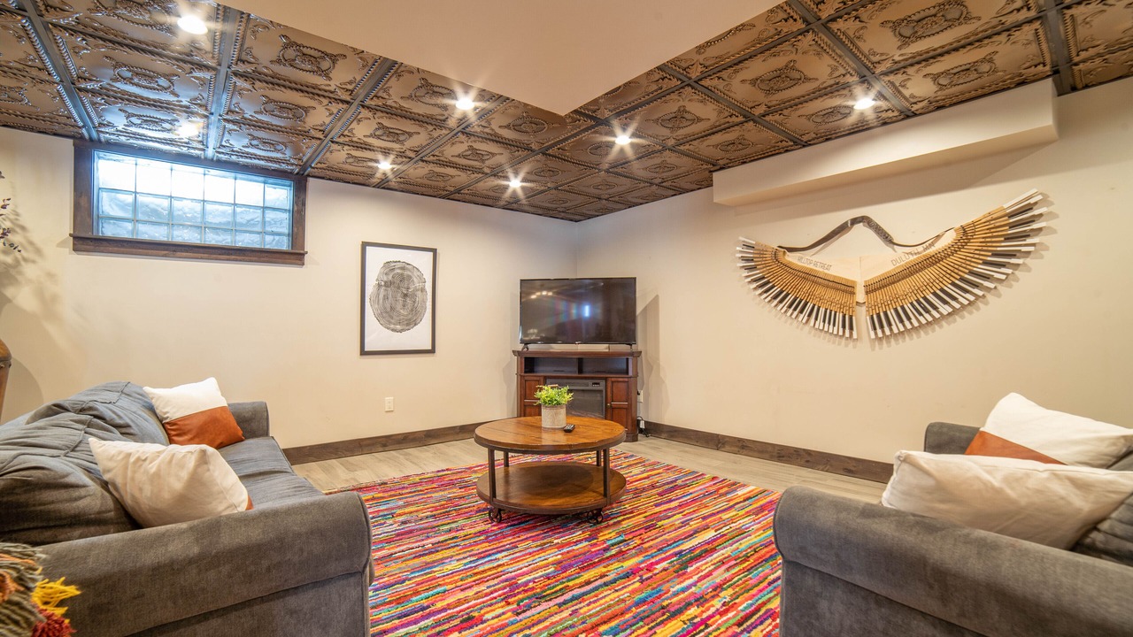 Photo of Livingroom in East Hillside