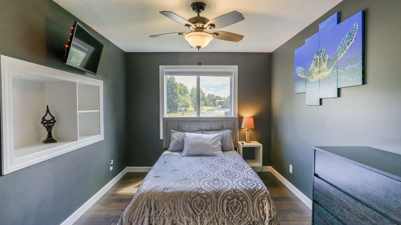 Photo of Bedroom in Burnsville