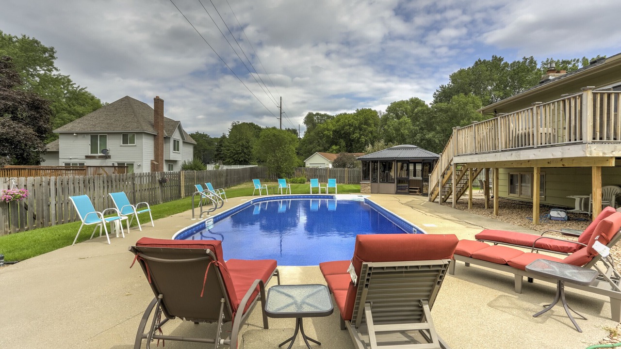 Photo of Outdoor in Burnsville