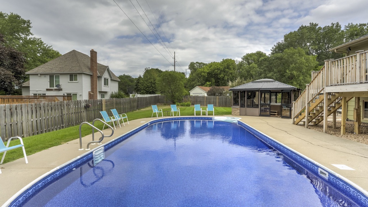 Photo of Outdoor in Burnsville