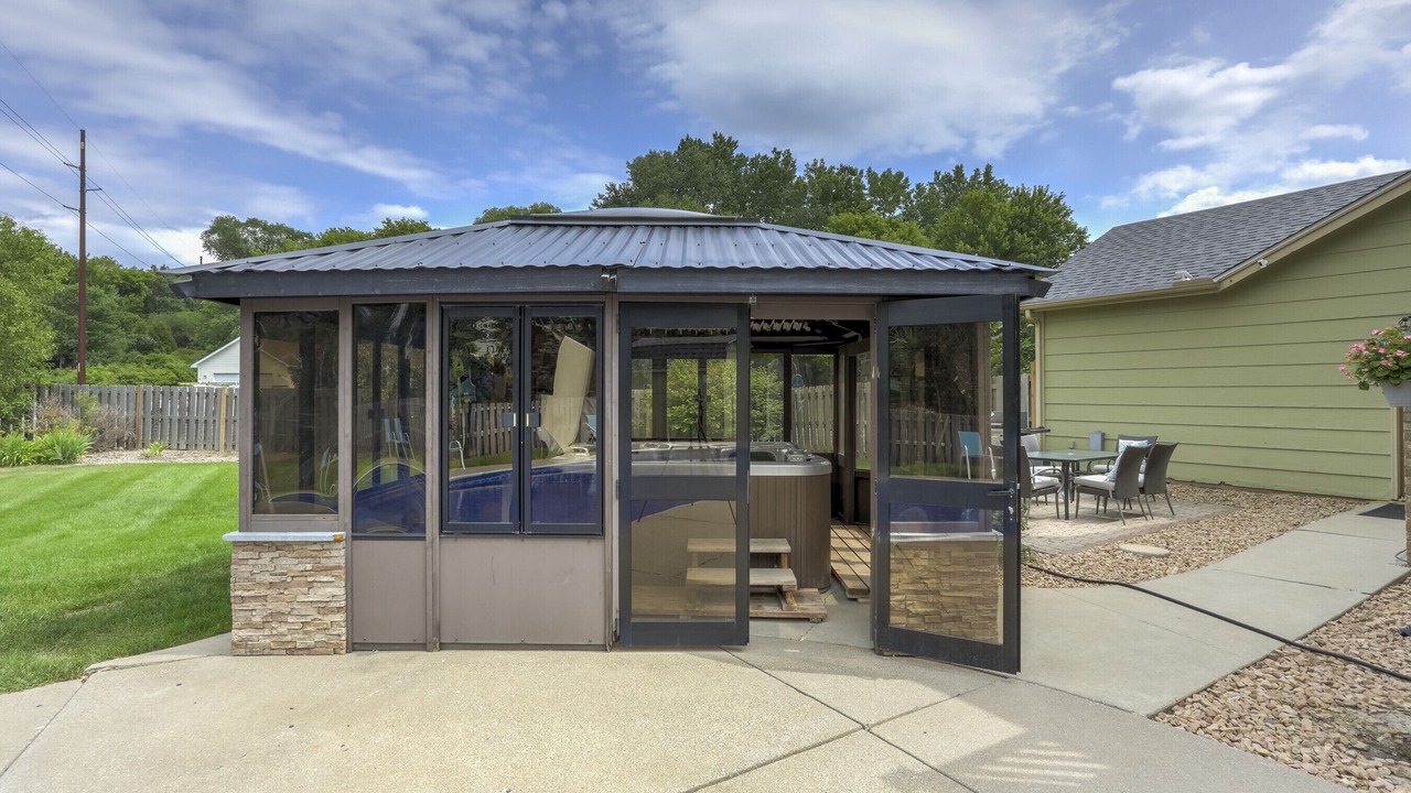 Photo of Outdoor in Burnsville