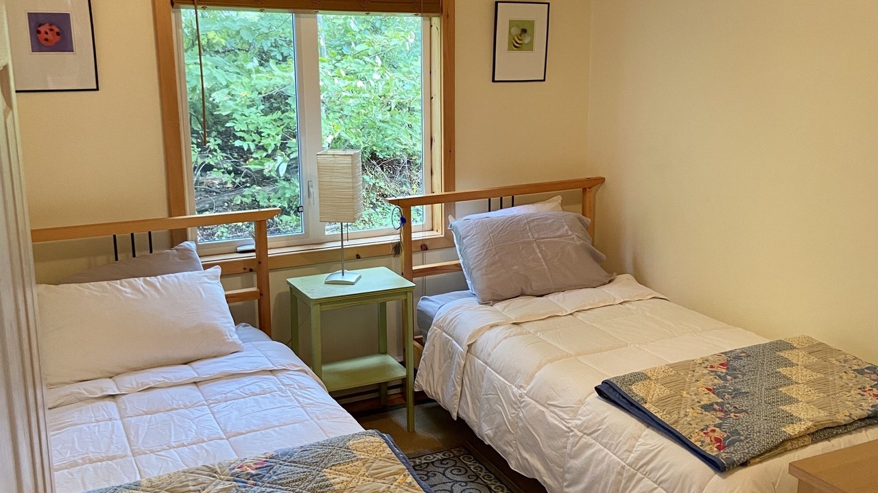 Photo of Bedroom in Leeds and the Thousand Islands