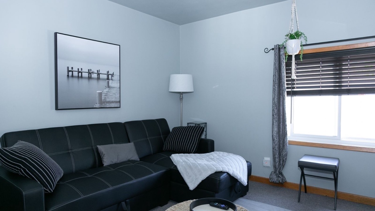 Photo of Livingroom in Port Dalhousie