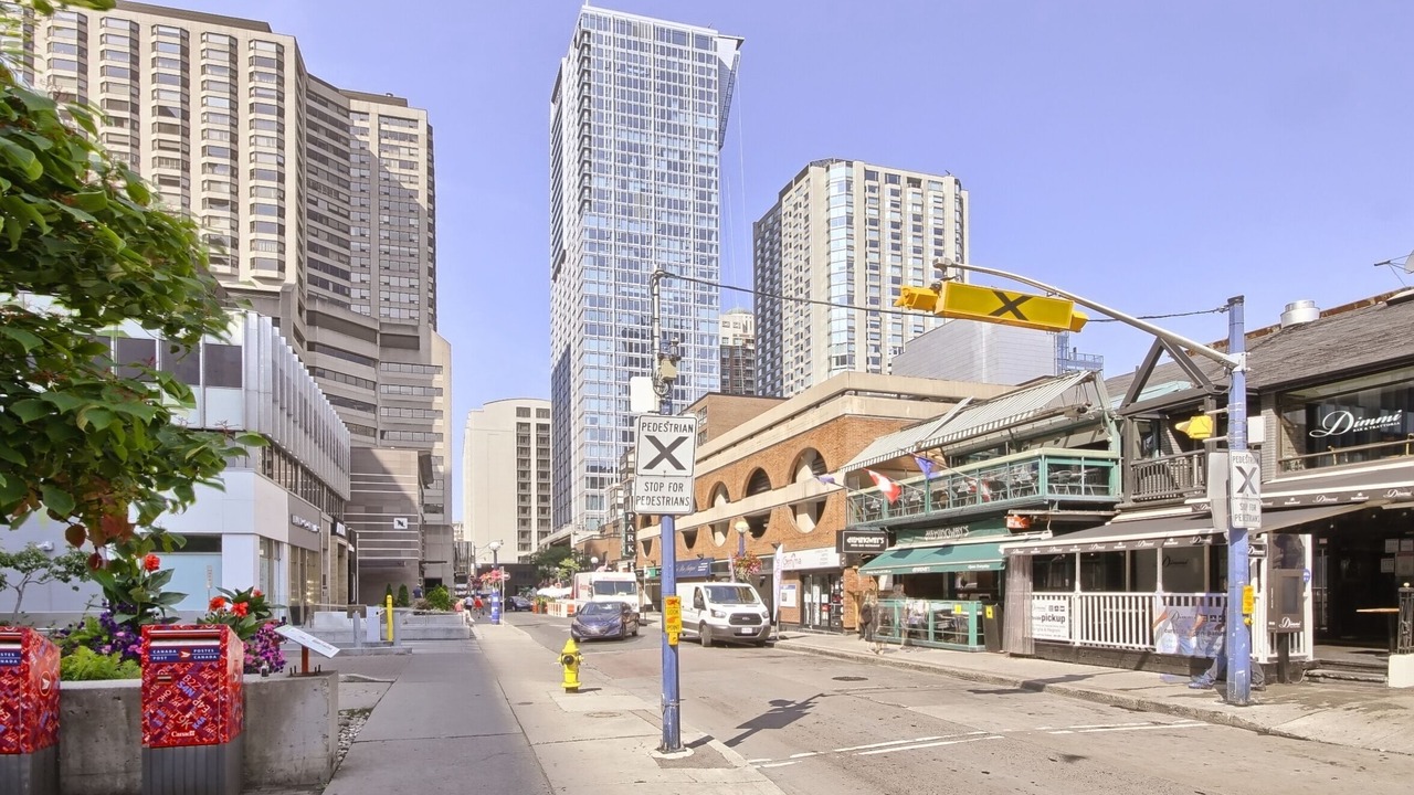 Photo of Outdoor in Midtown Toronto