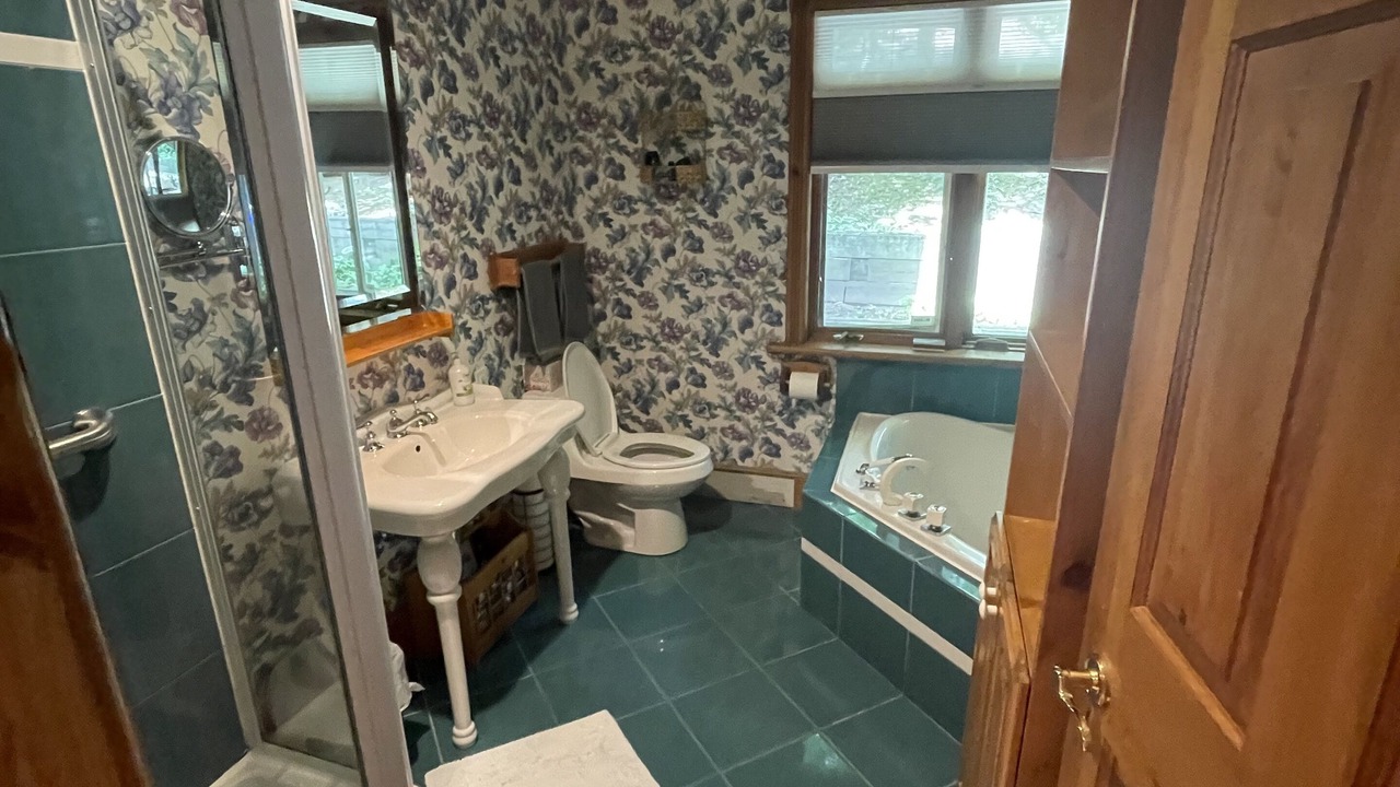 Photo of Bathroom in Minett