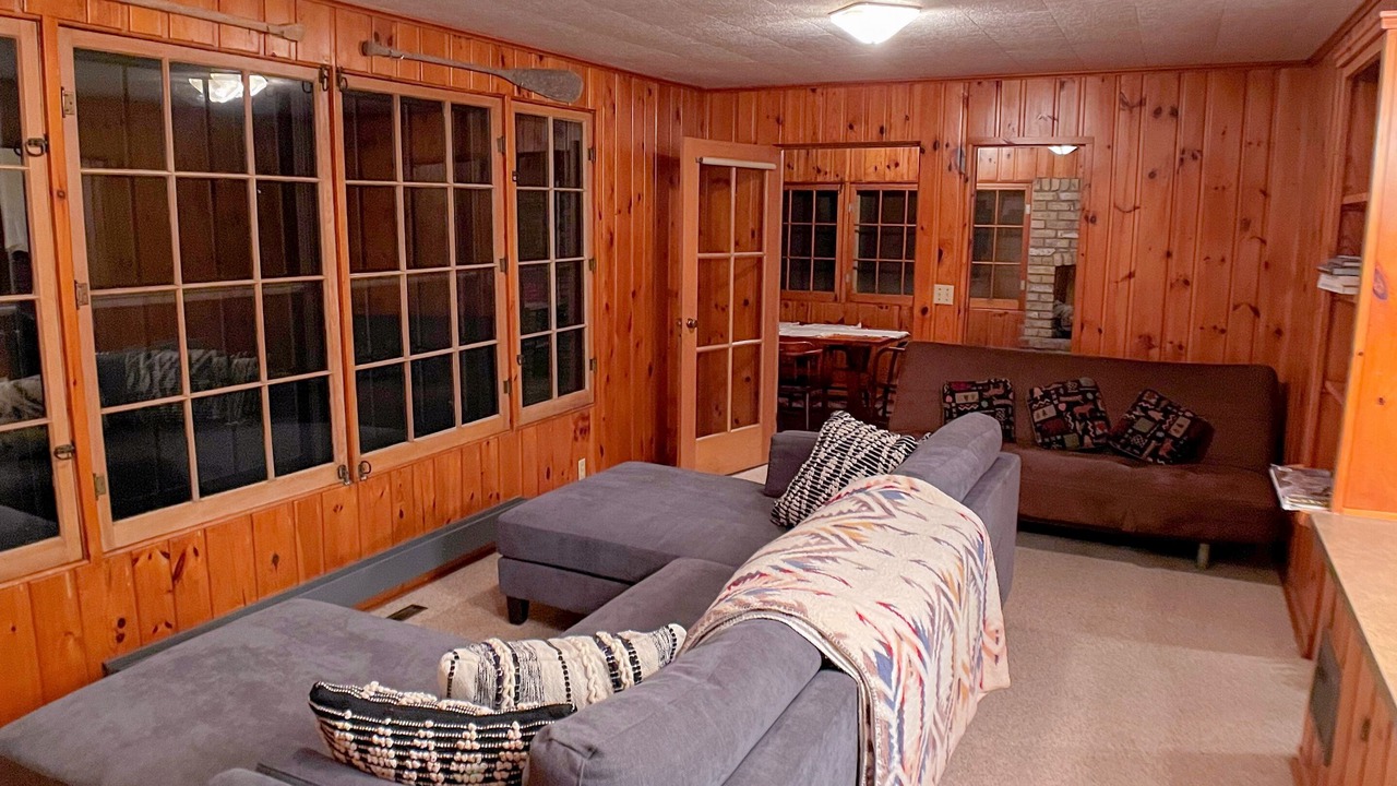 Photo of Livingroom in Crosslake