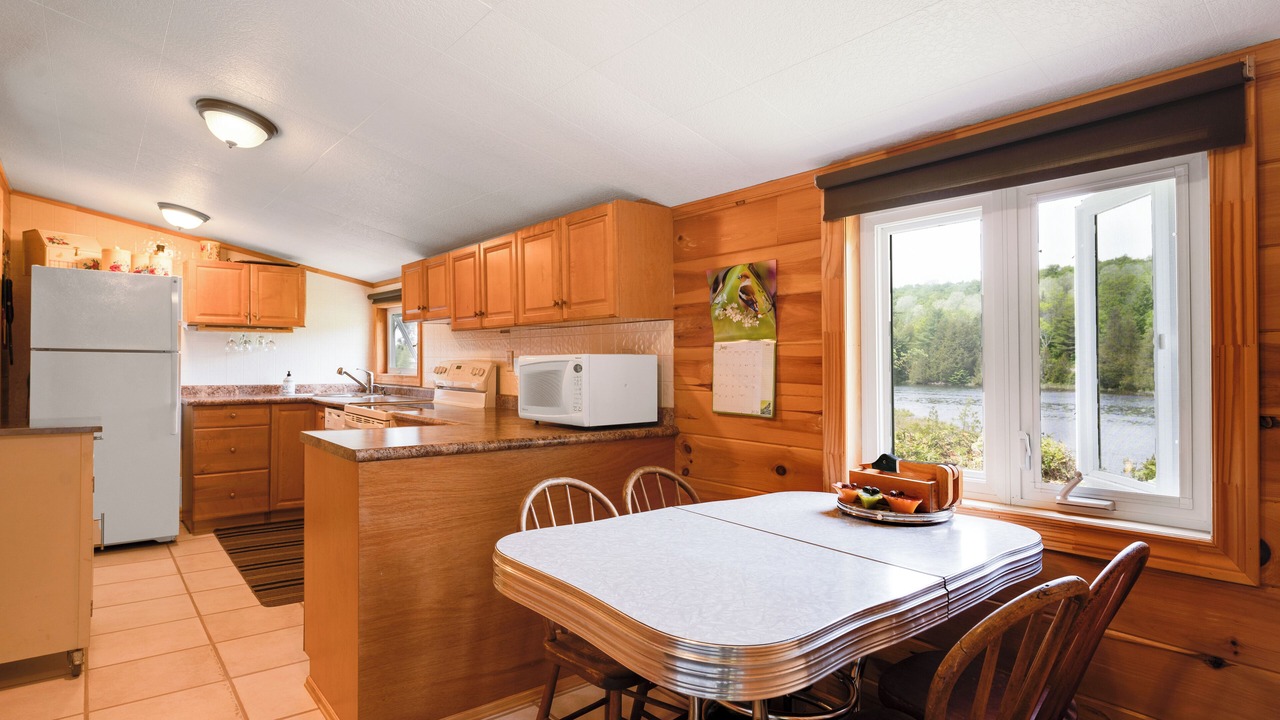 Photo of Kitchen in North Frontenac