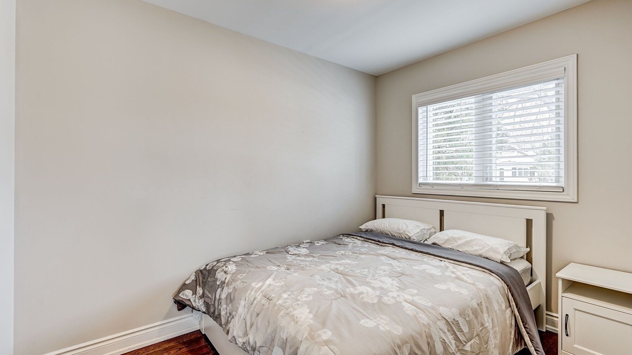 Photo of Bedroom in Jacksons Point