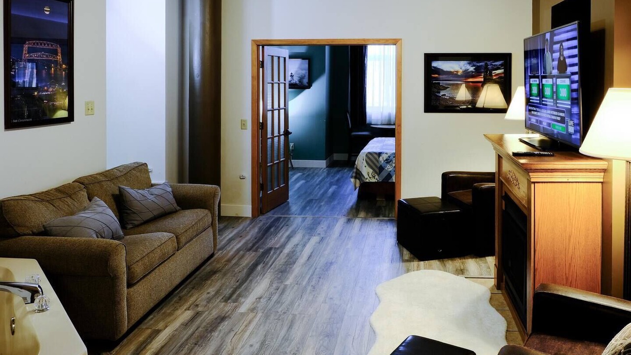 Photo of Bedroom in Canal Park
