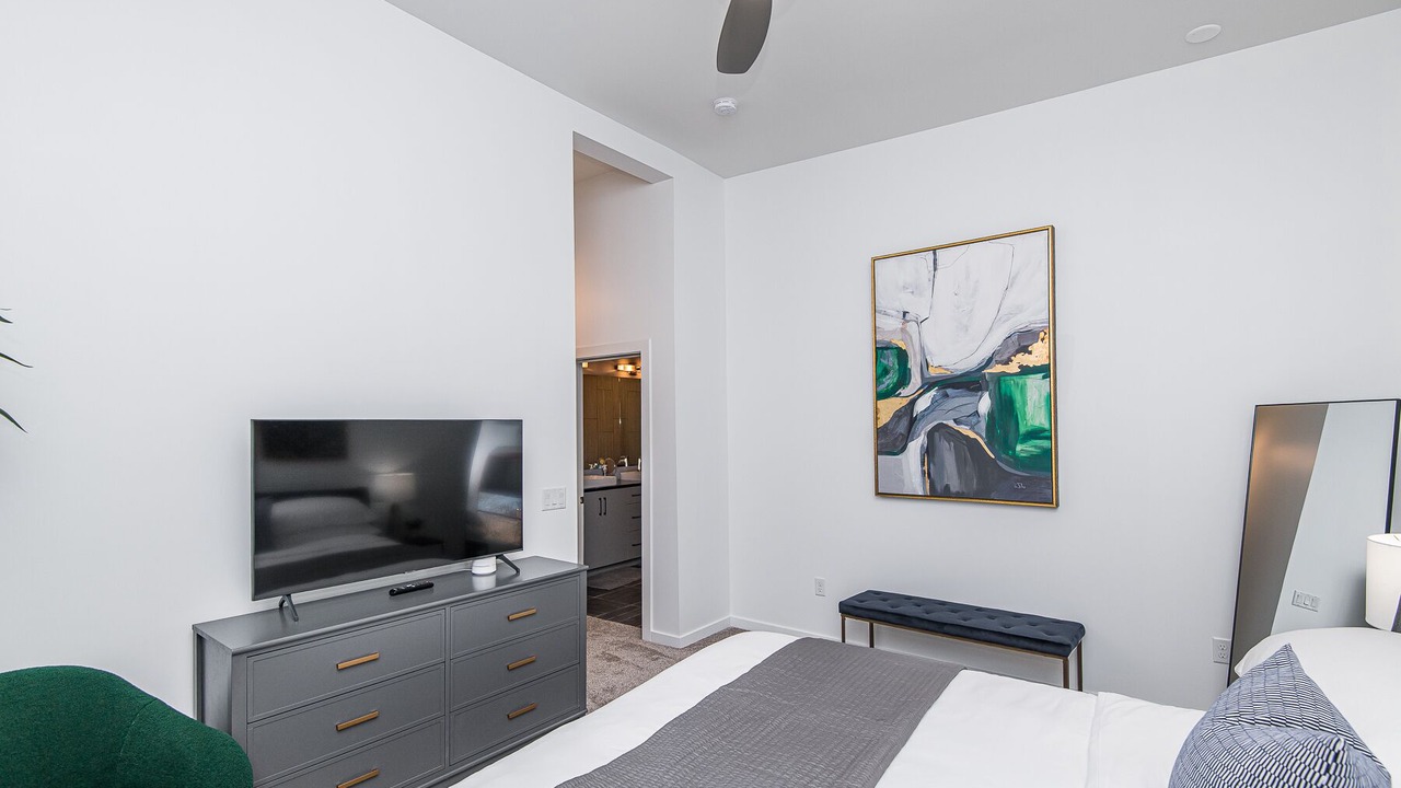 Photo of Bedroom in East Side Pioneers