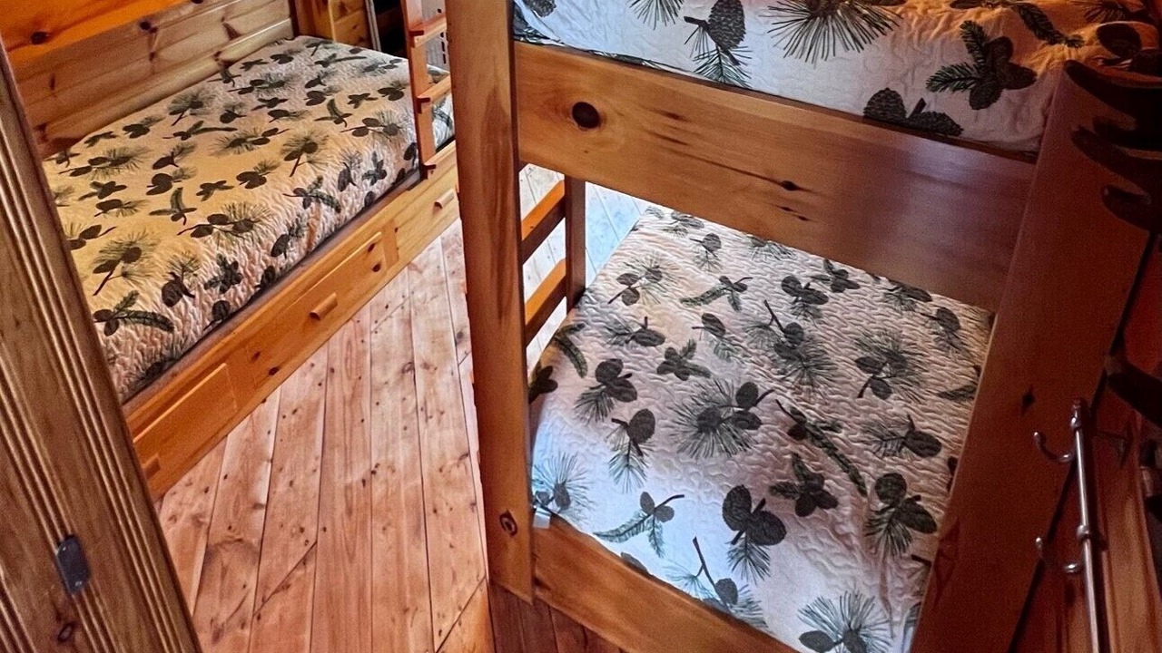 Photo of Bedroom in Cook