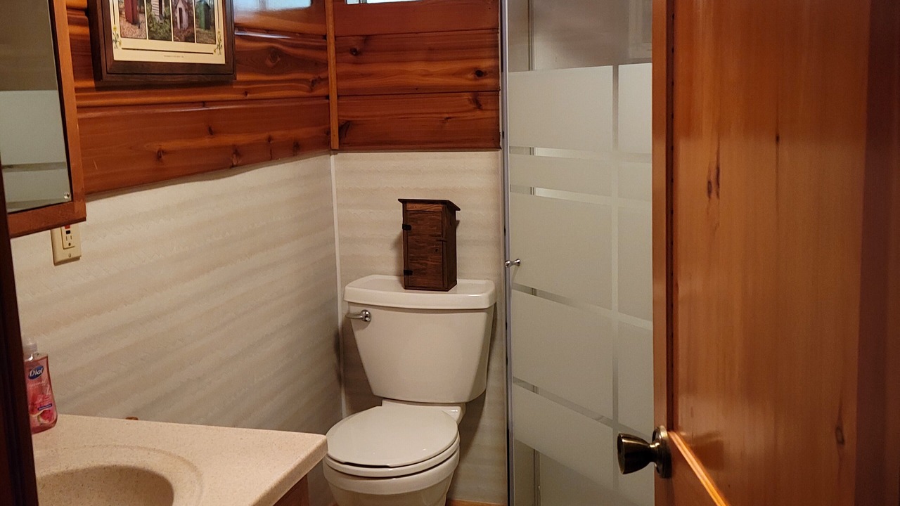 Photo of Bathroom in Cook