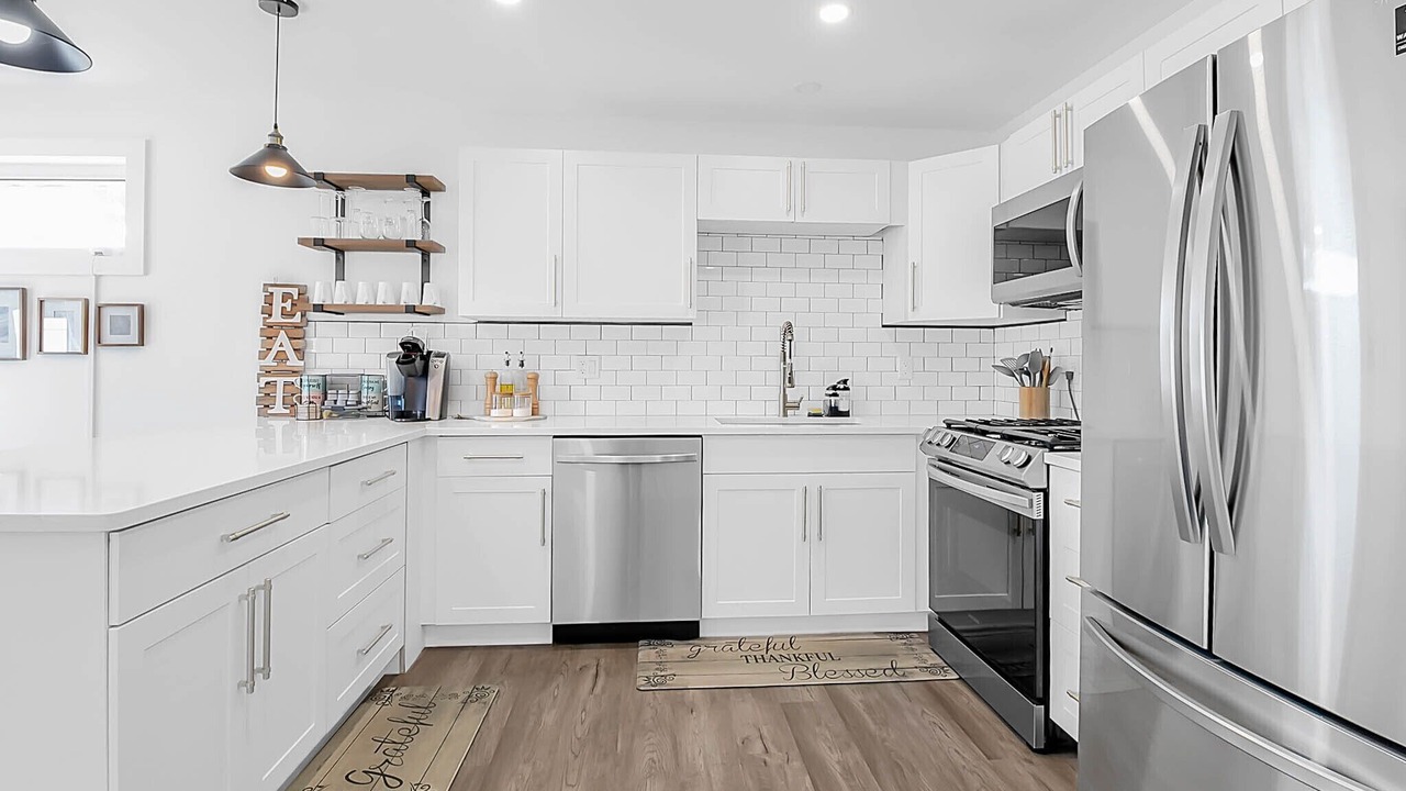 Photo of Kitchen in Lakeshore