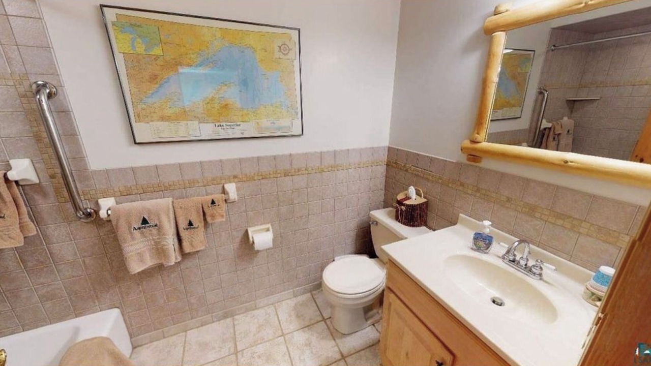 Photo of Bathroom in Tofte