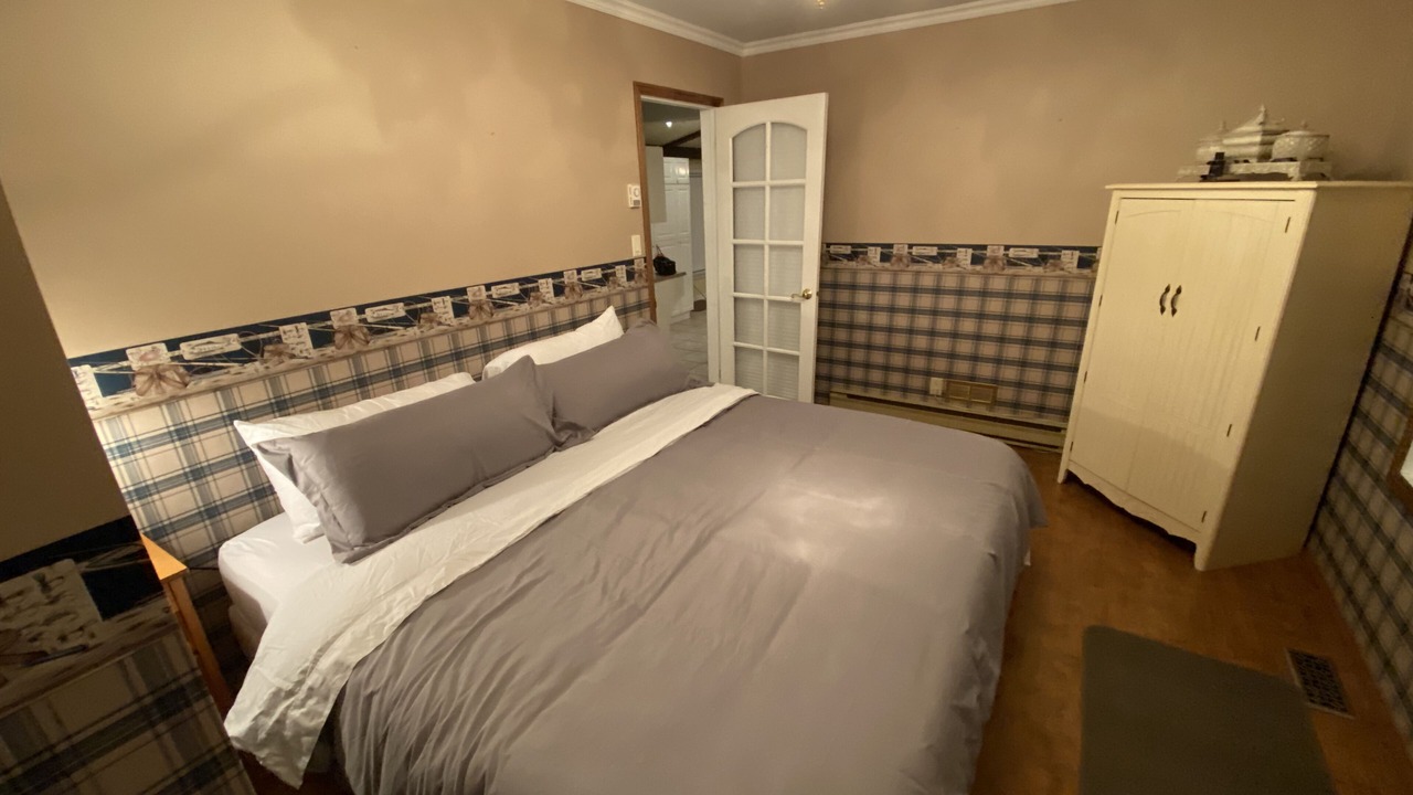 Photo of Bedroom in Georgian Bay
