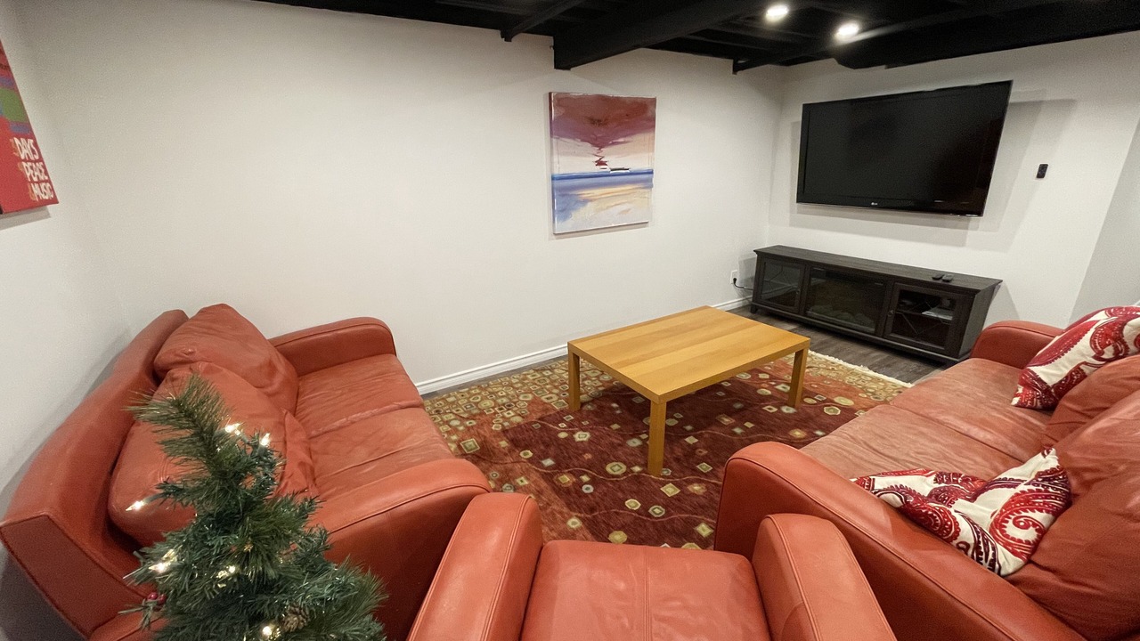 Photo of Livingroom in Georgian Bay