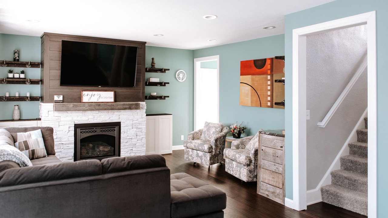 Photo of Livingroom in Hermantown