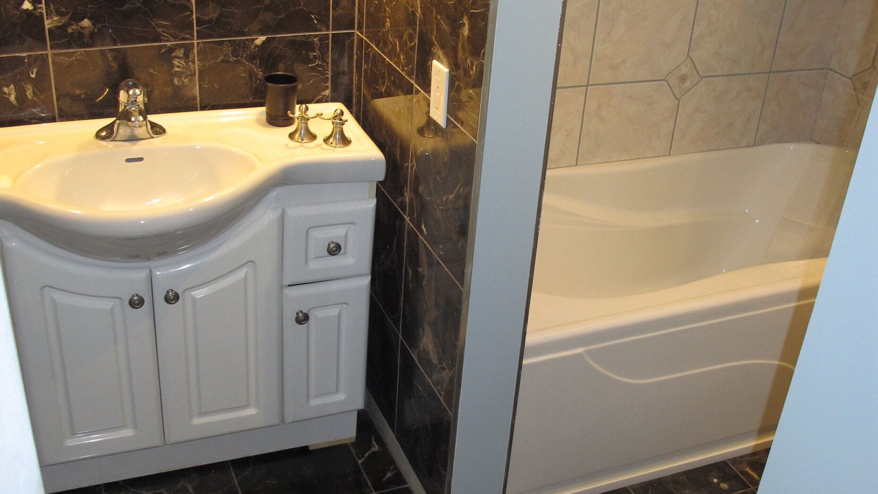 Photo of Bathroom in Puslinch