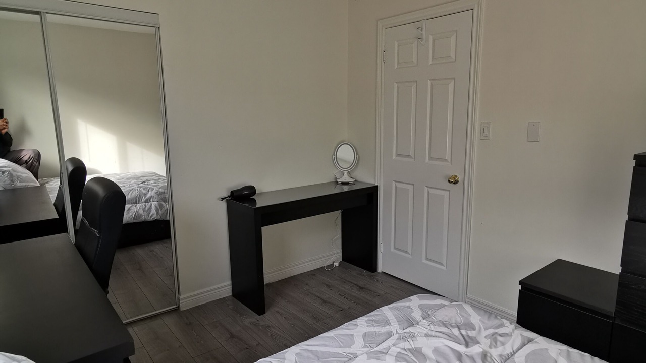 Photo of Bedroom in Lisgar