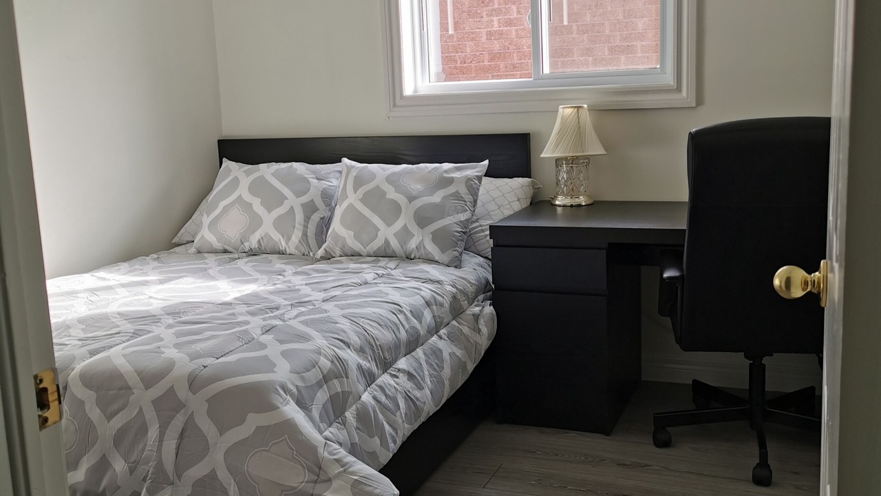 Photo of Bedroom in Lisgar