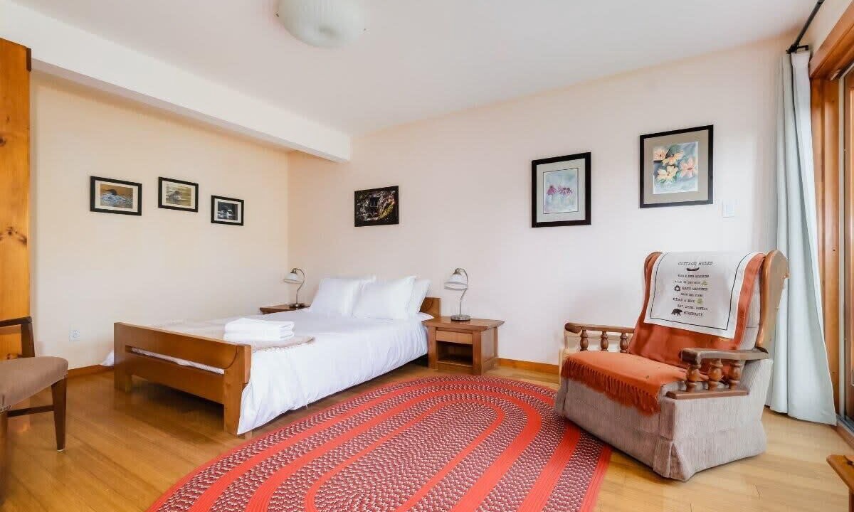Photo of Bedroom in Frontenac