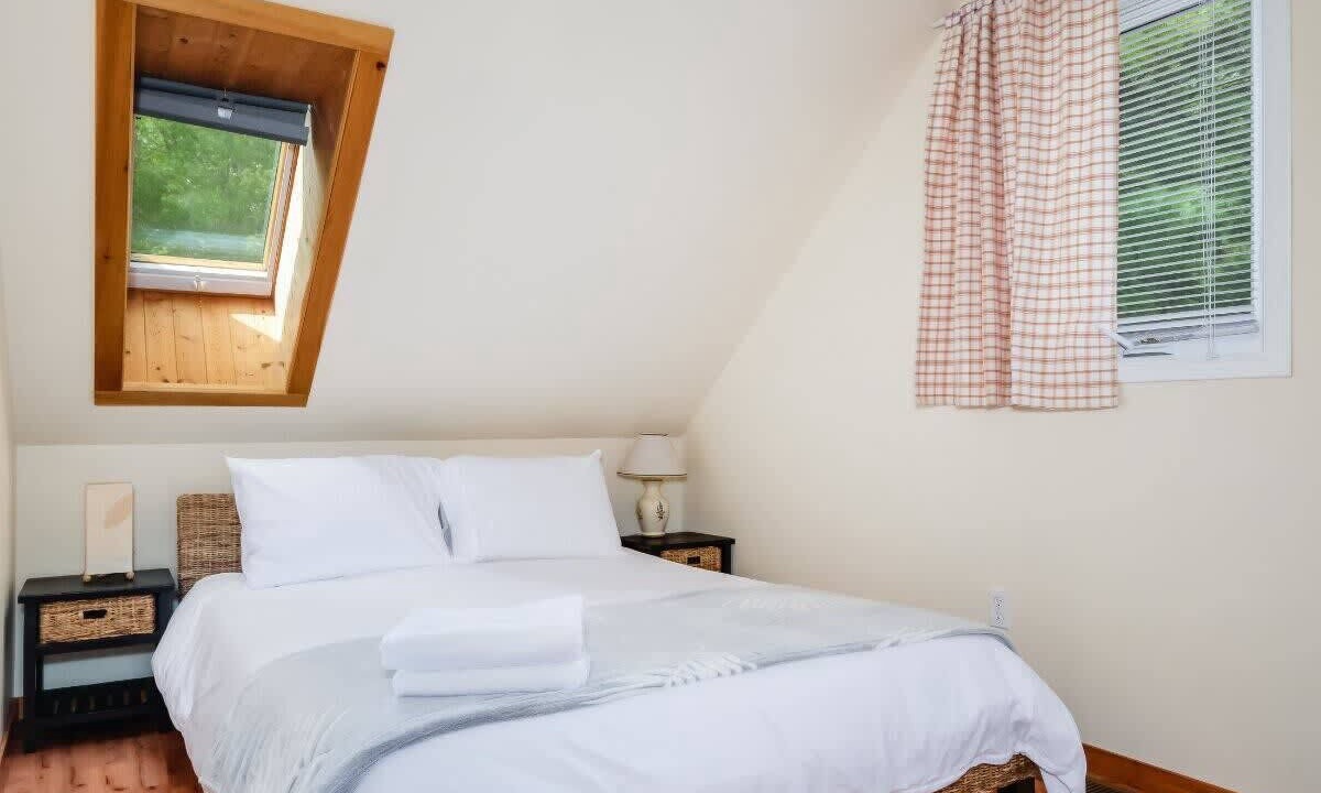 Photo of Bedroom in Frontenac