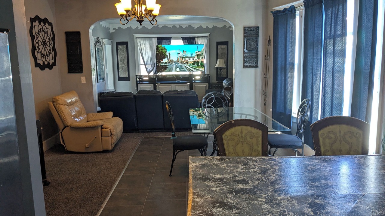Photo of Bedroom in Pipestone Historic District