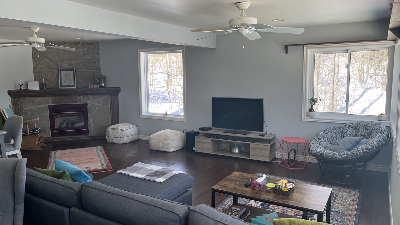 Photo of Livingroom in Bobcaygeon