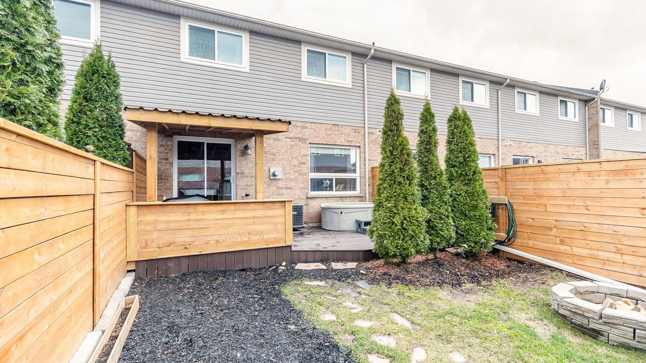 Photo of Patio Balcony in Stoney Creek