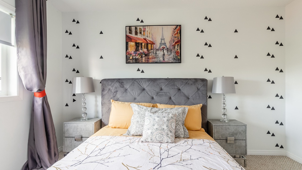 Photo of Bedroom in Stoney Creek