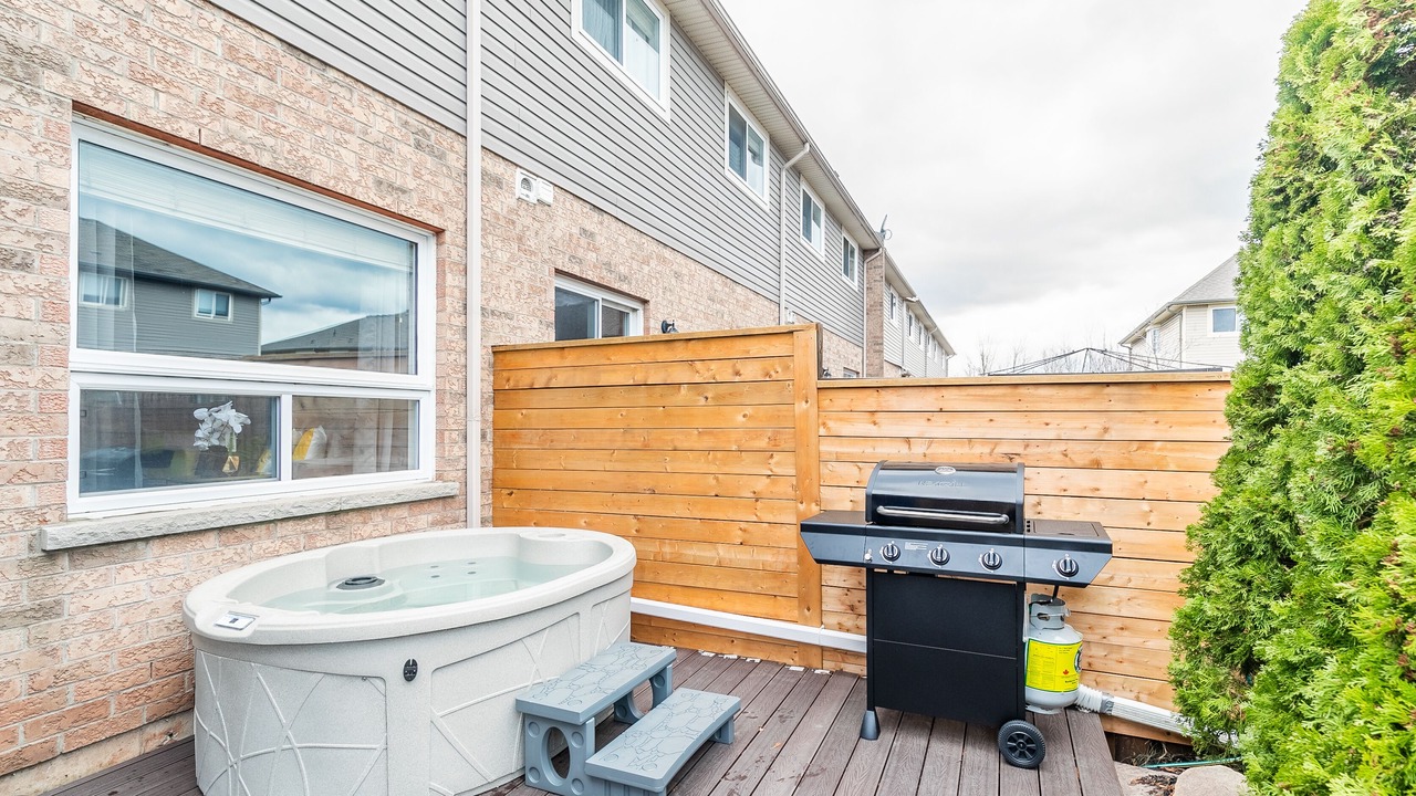 Photo of Patio Balcony in Stoney Creek
