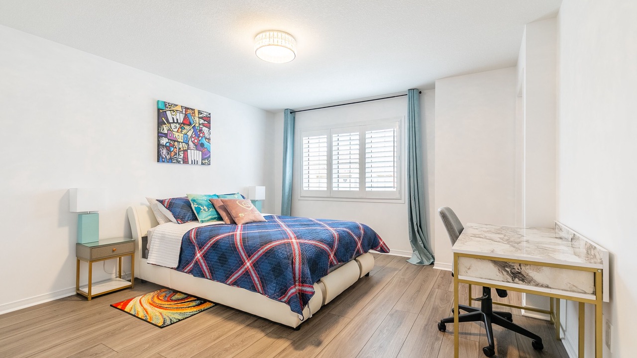 Photo of Bedroom in Stoney Creek