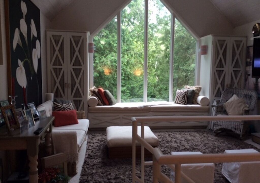Photo of Livingroom in Caledon