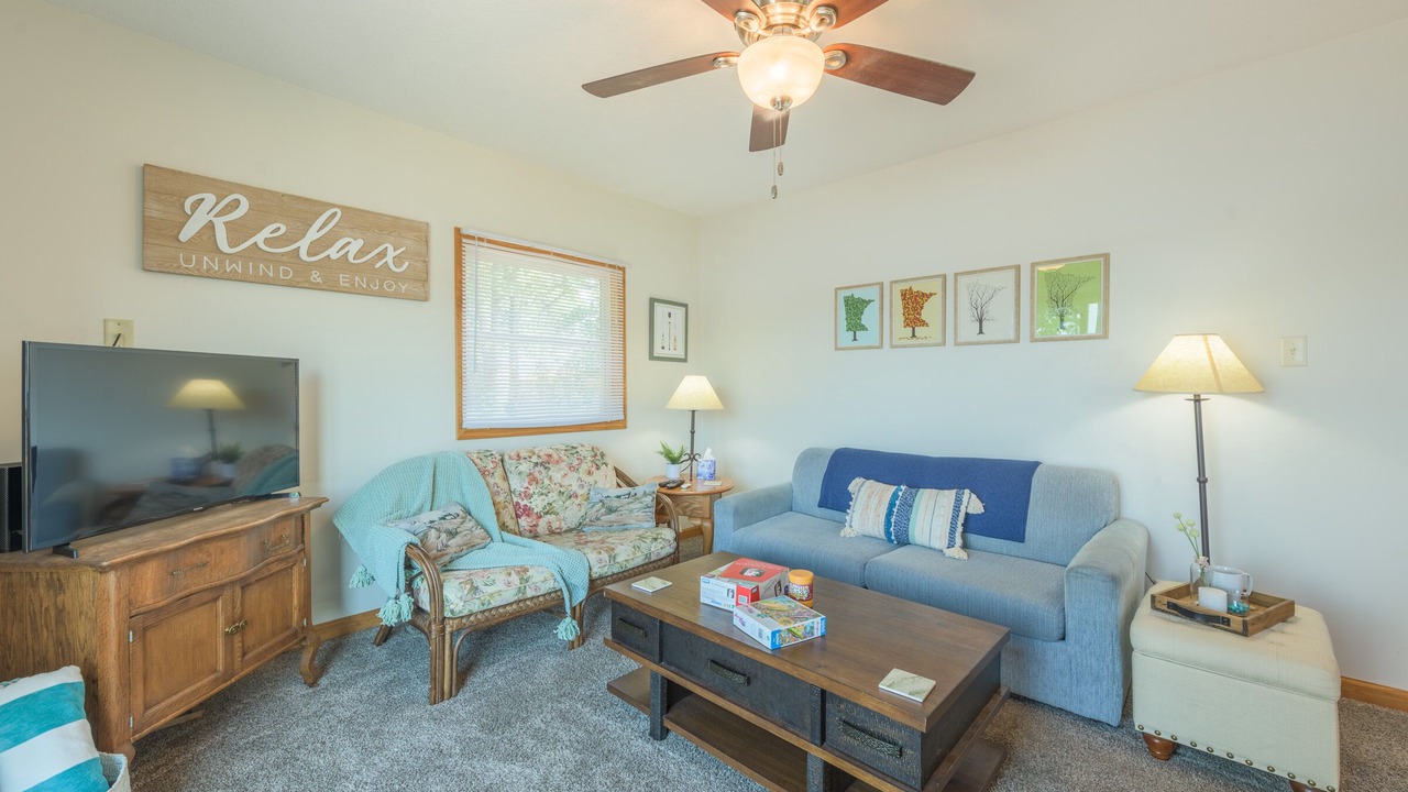 Photo of Livingroom in Lindstrom