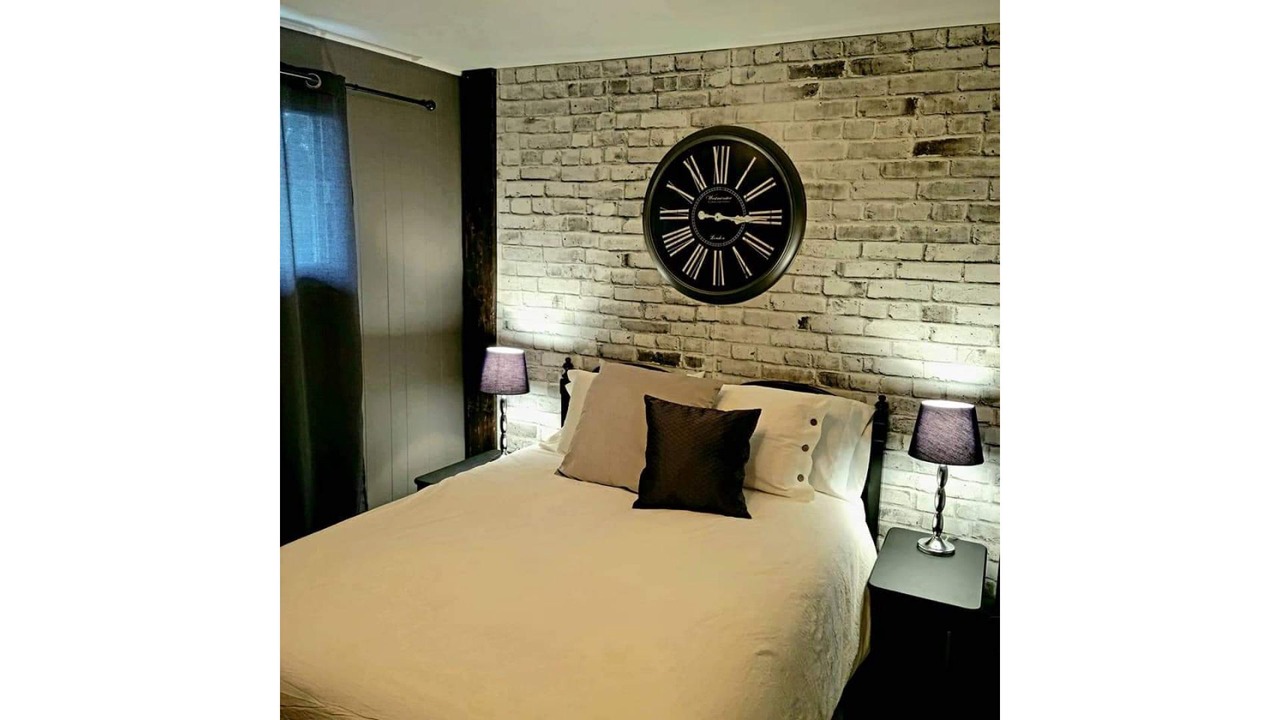 Photo of Bedroom in Renfrew