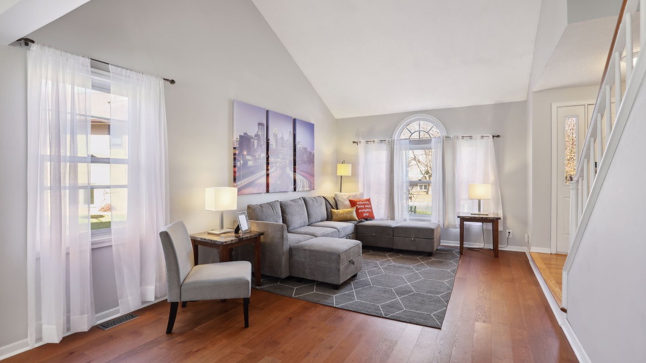 Photo of Bedroom in Maple Grove
