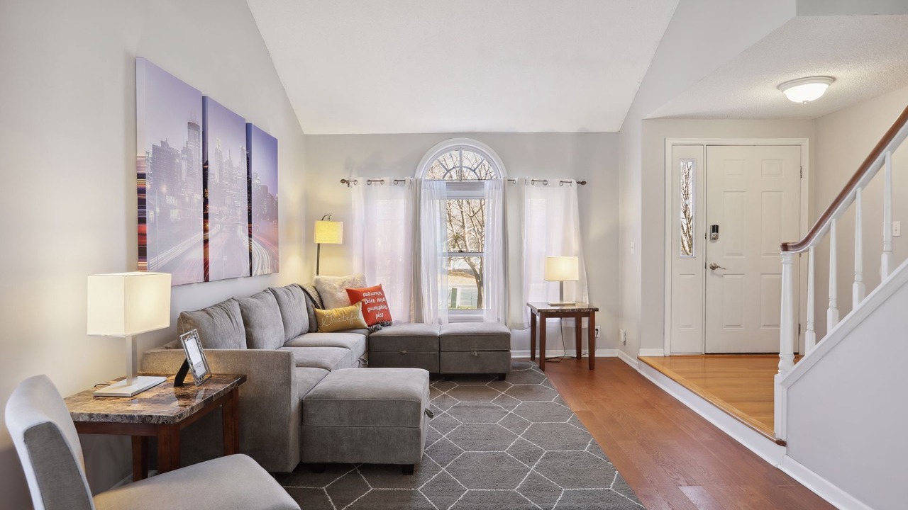 Photo of Bedroom in Maple Grove