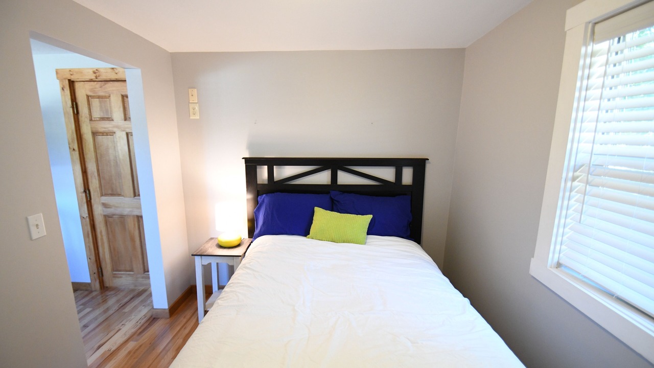 Photo of Bedroom in Backus