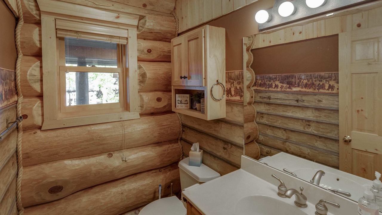 Photo of Bathroom in Brainerd