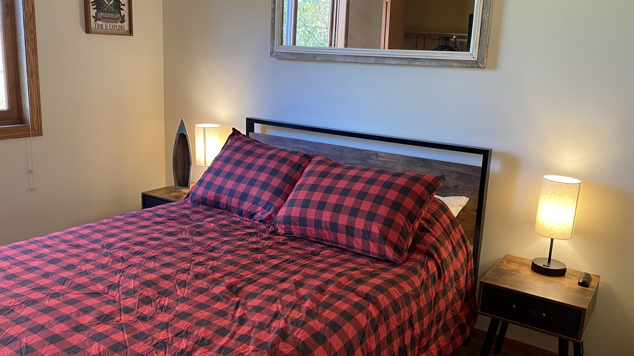 Photo of Bedroom in Lindstrom