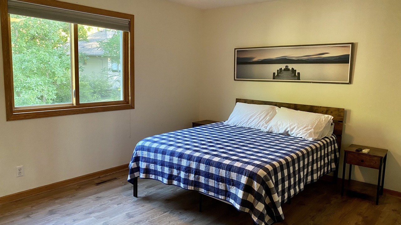 Photo of Bedroom in Lindstrom