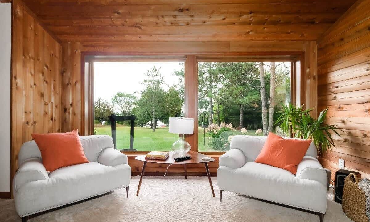 Photo of Livingroom in Rideau Lakes