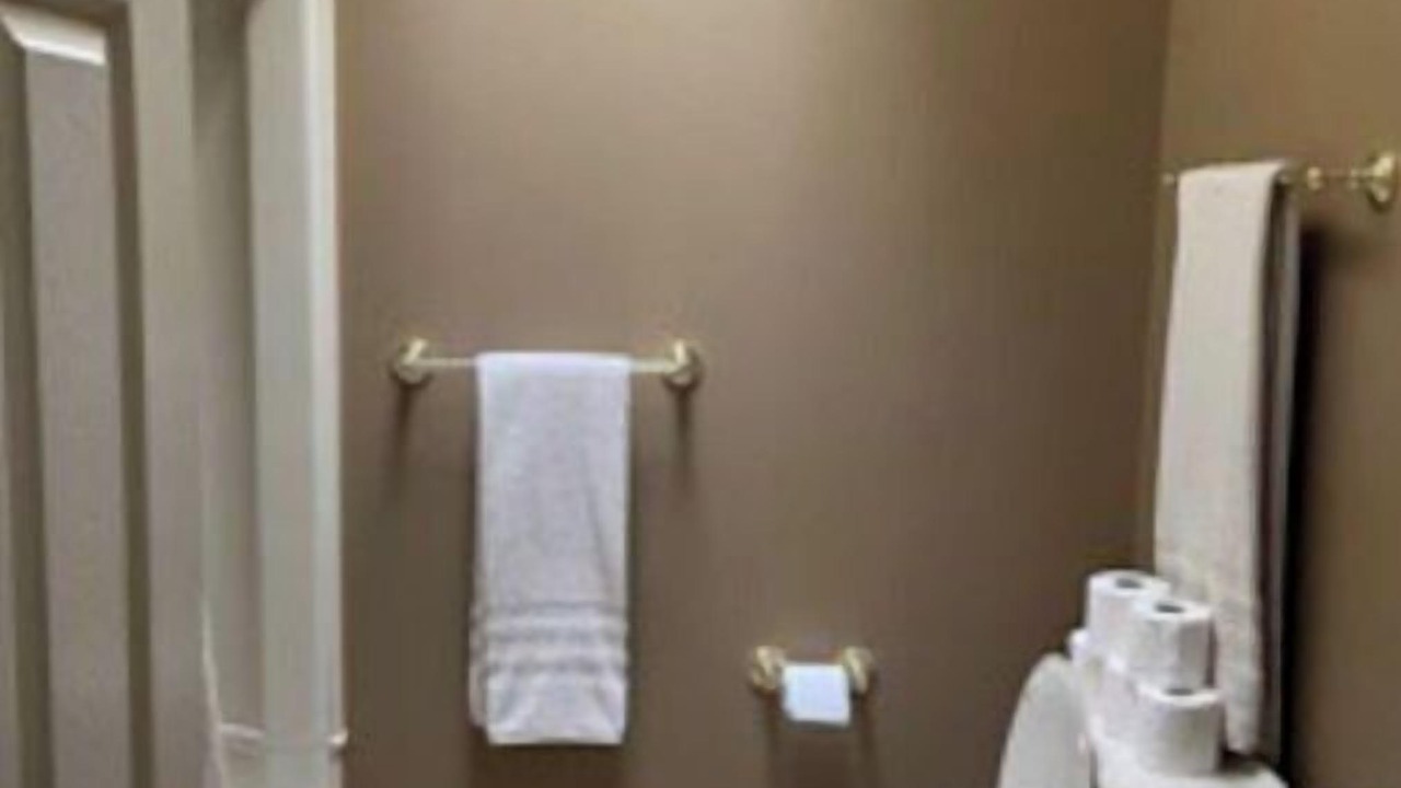 Photo of Bathroom in Chatham-Kent