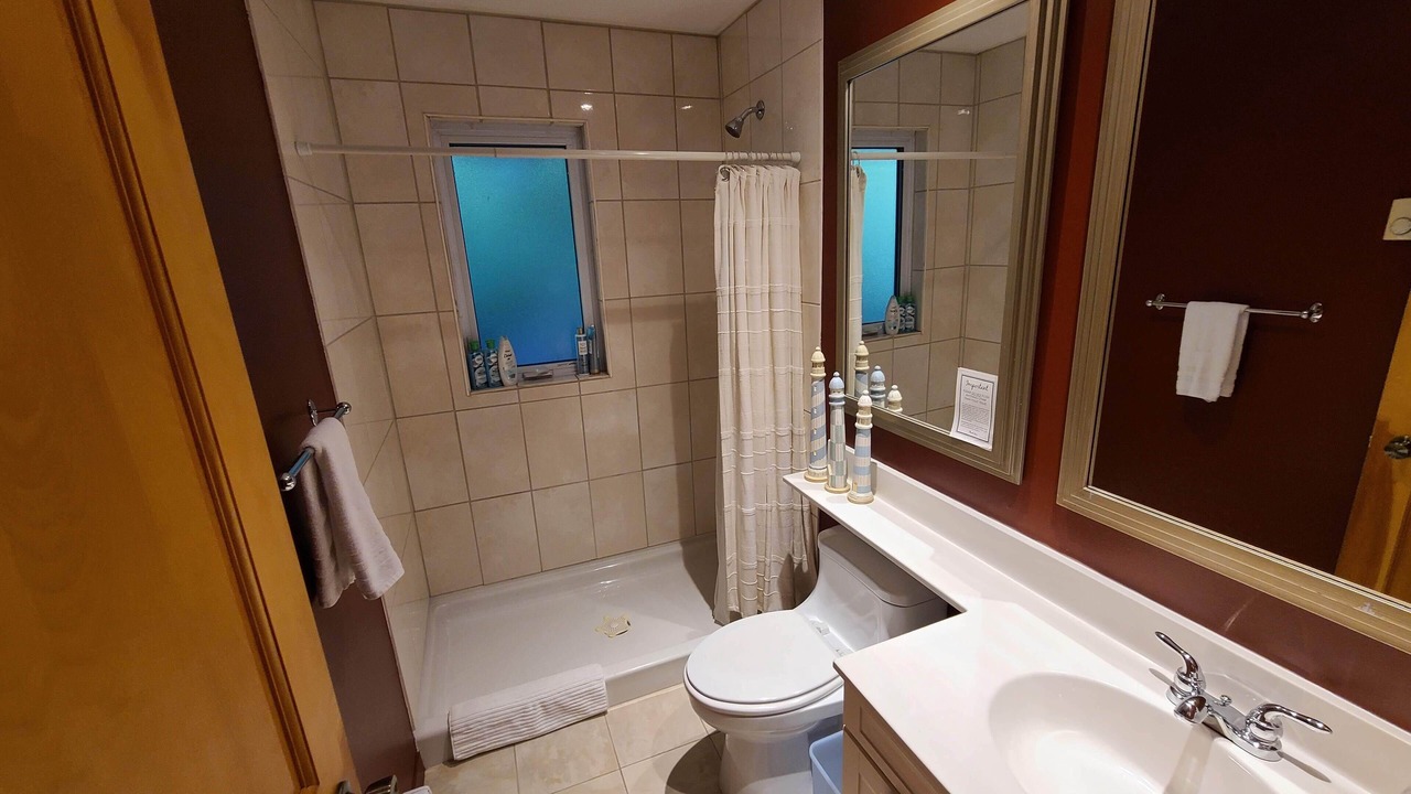 Photo of Bathroom in North Kawartha