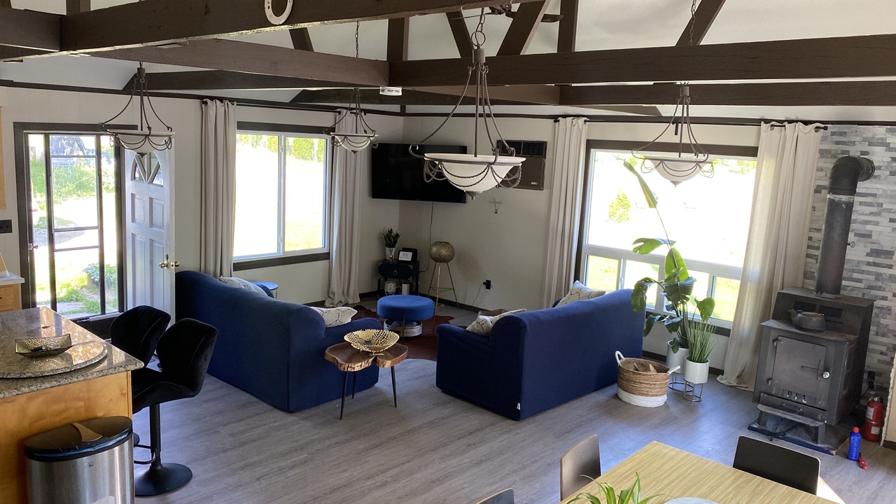 Photo of Livingroom in Roseneath