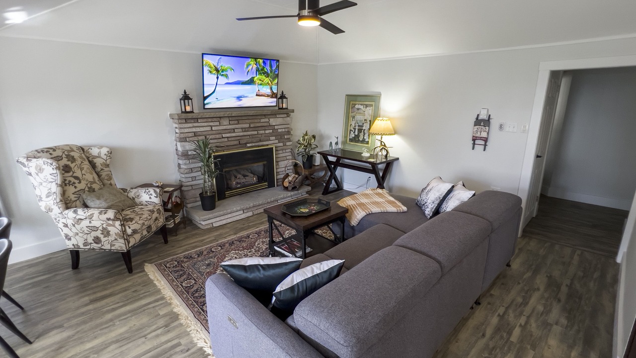 Photo of Livingroom in Tiny