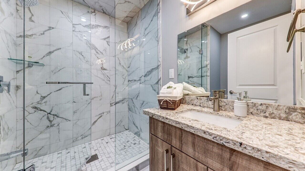 Photo of Bathroom in Carrying Place