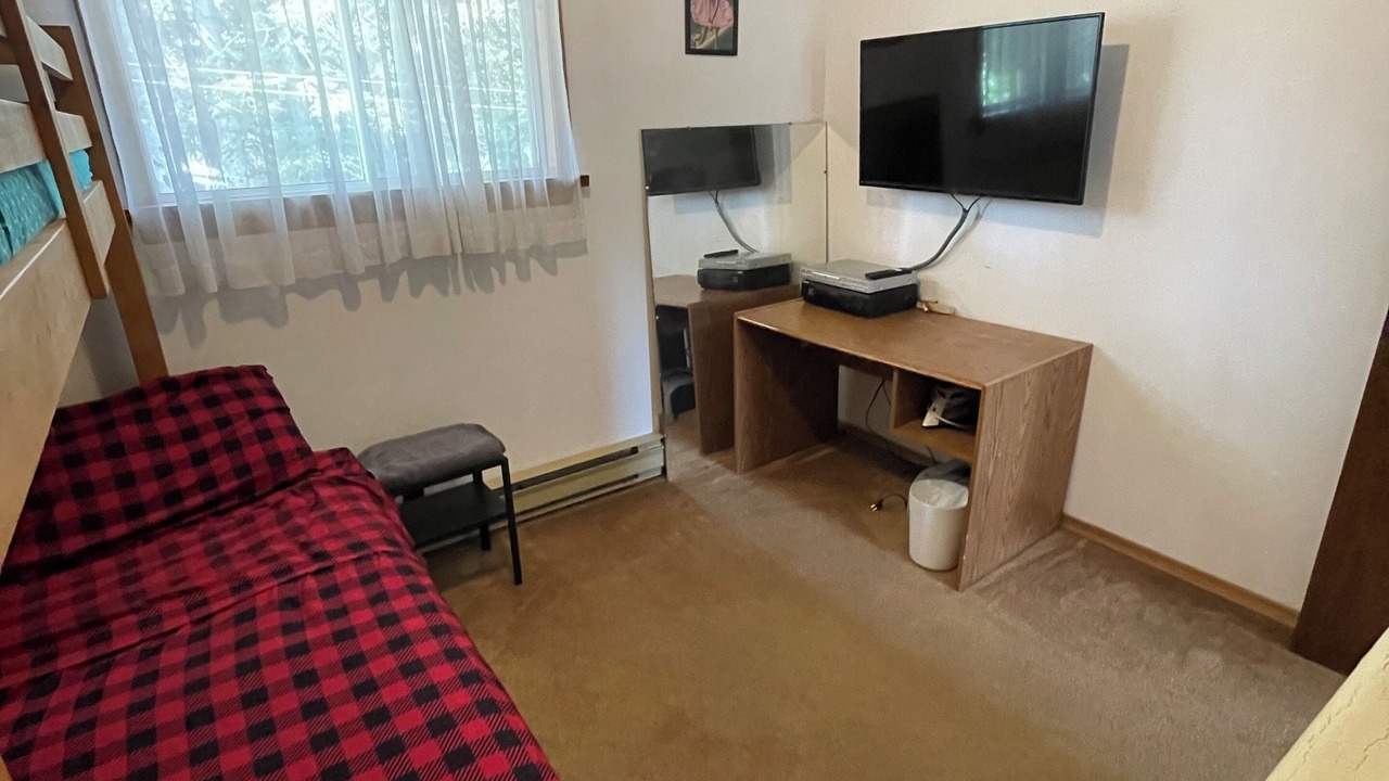 Photo of Bedroom in Schreiber